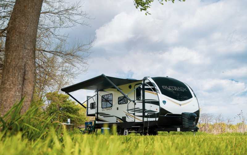 Travel Trailers With Built In Dog Kennels